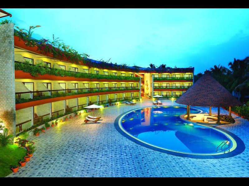 Uday Suites - The Airport Hotel Thiruvananthapuram Εξωτερικό φωτογραφία